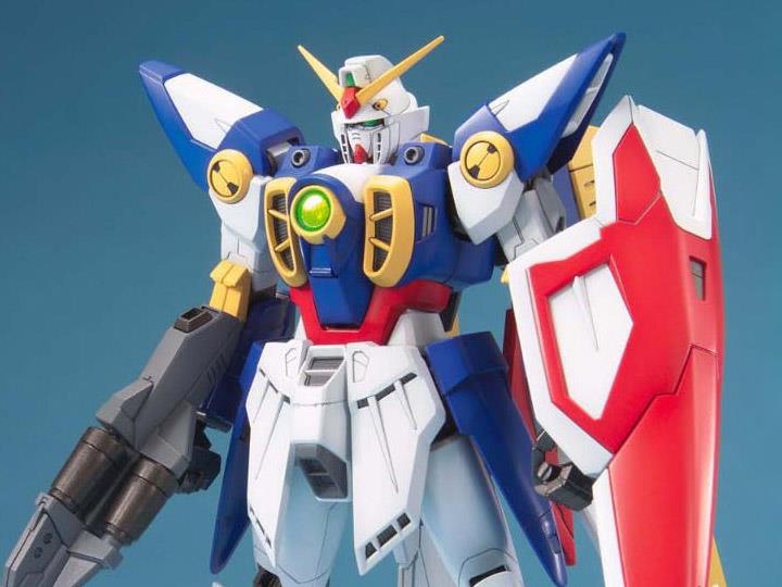 Gundam Wing MG Wing Gundam 1/100 Scale Model Kit