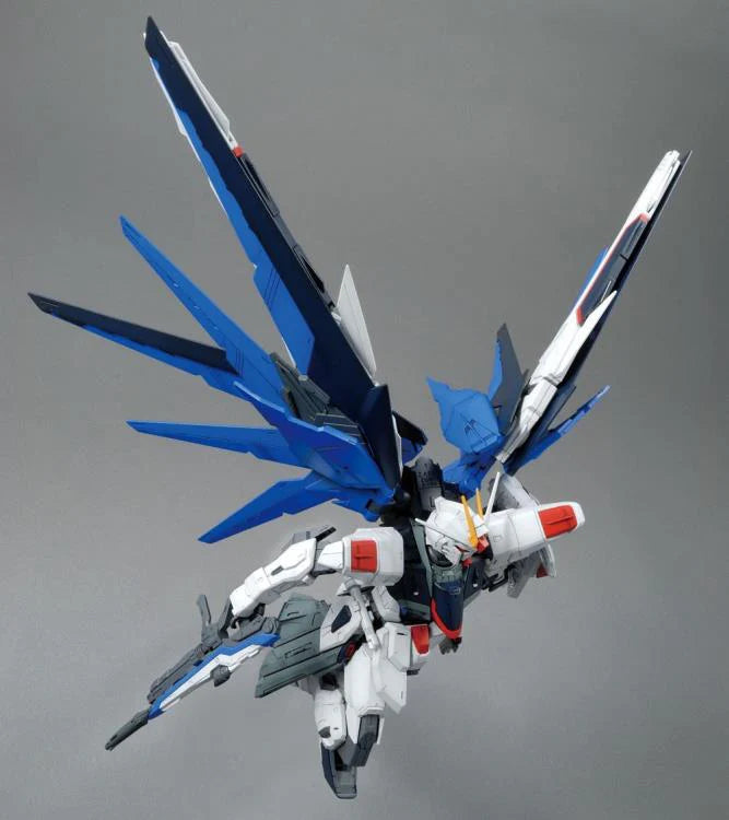 A Prize -  MG 1/100 Freedom Gundam (Ver 2.0)