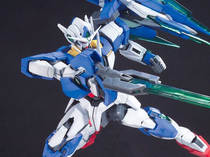 Gundam 00 MG GNT-0000 Gundam 00 QAN[T] 1/100 Scale Model Kit