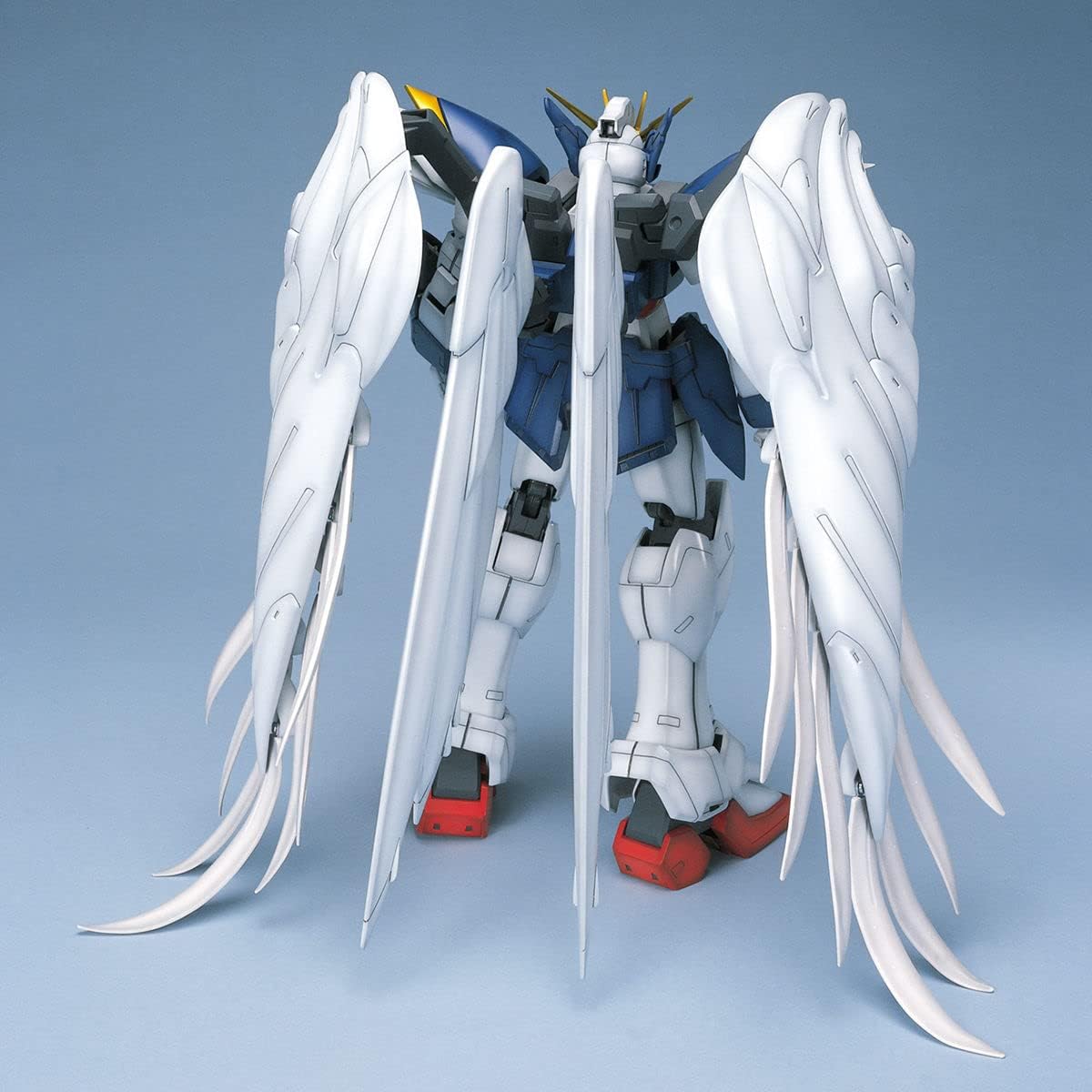 Wing Gundam Zero (EW), Gundam Wing: Endless Waltz, Bandai PG 1/60 Model Kit PERFECT GRADE