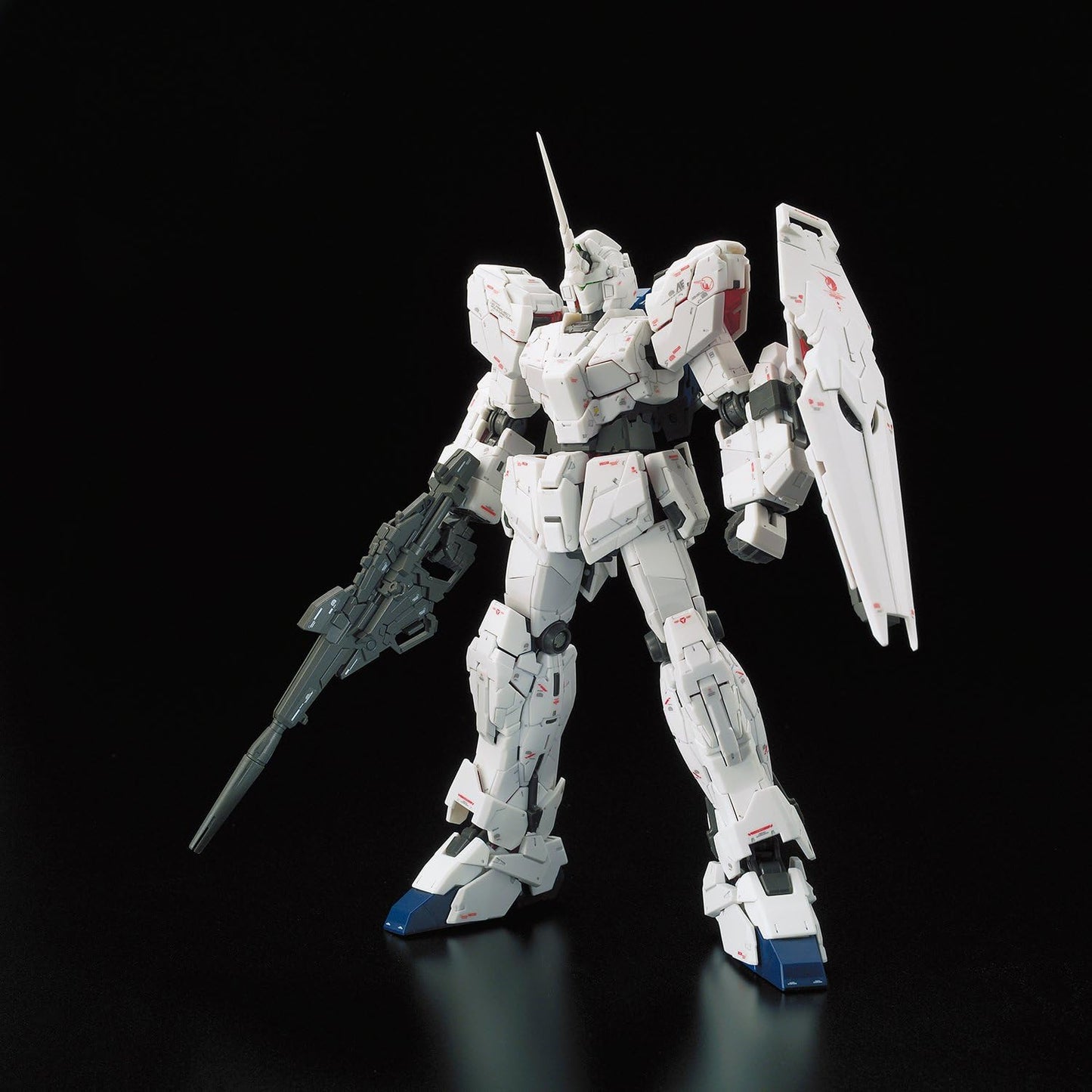 Mobile Suit Gundam RG 25 RX-0 Unicorn Gundam 1/144 Scale Model Kit