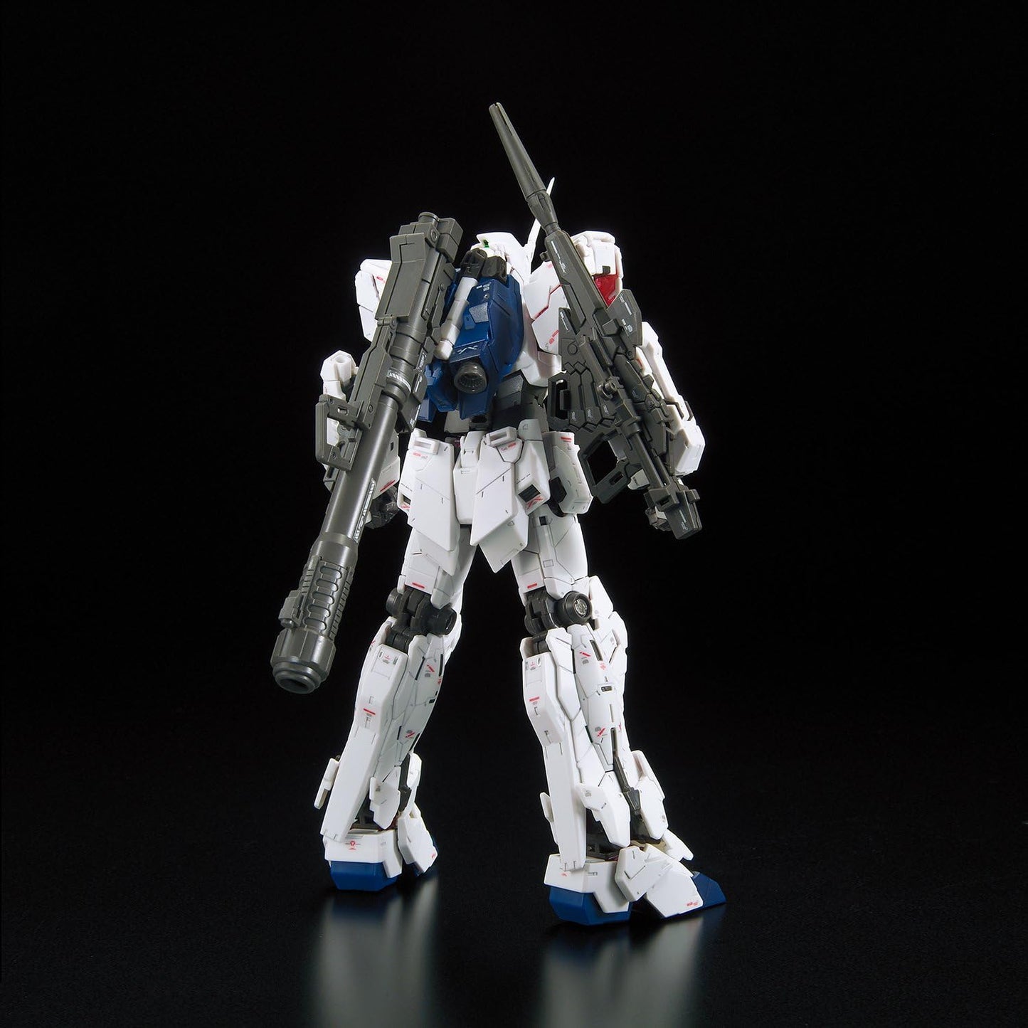 Mobile Suit Gundam RG 25 RX-0 Unicorn Gundam 1/144 Scale Model Kit