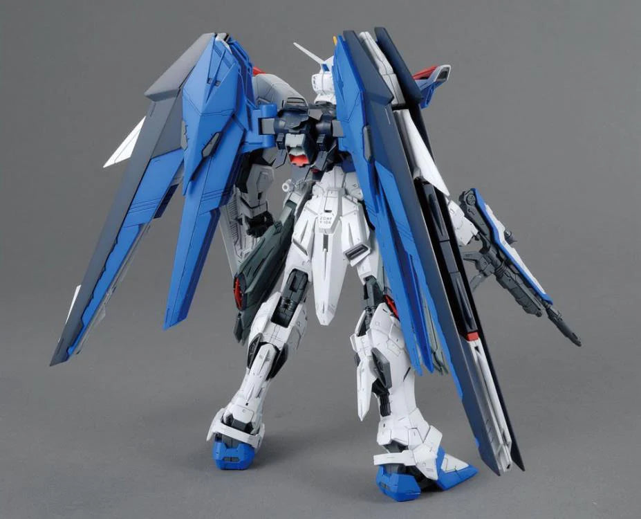 A Prize -  MG 1/100 Freedom Gundam (Ver 2.0)