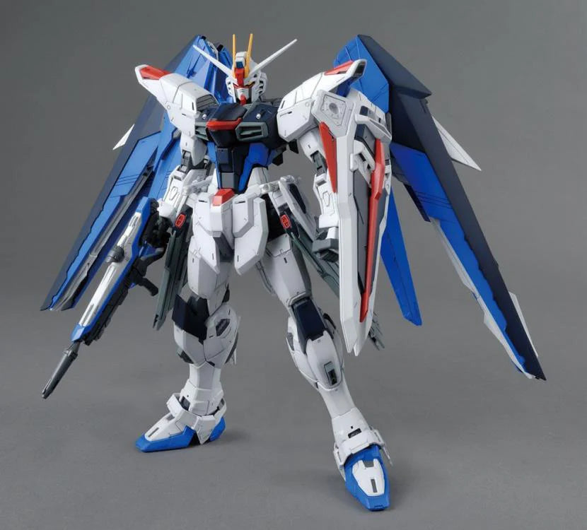 A Prize -  MG 1/100 Freedom Gundam (Ver 2.0)