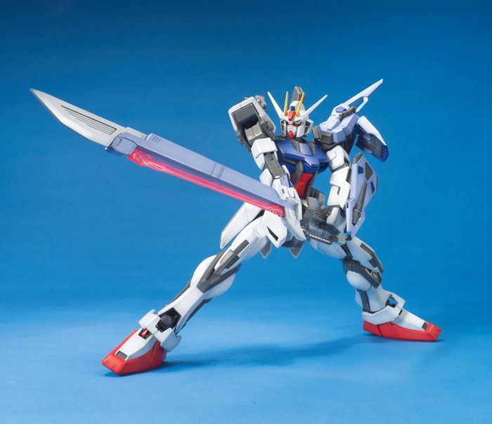 Gundam Seed MG Launcher/Sword Strike Gundam 1/100 Scale Model Kit