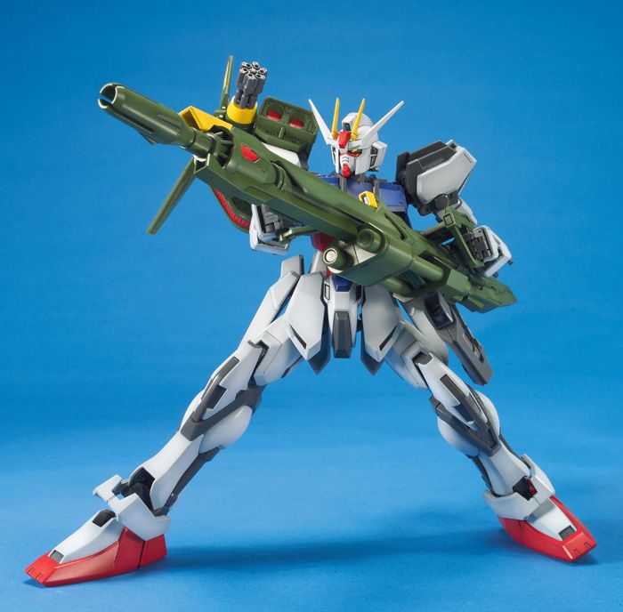 Gundam Seed MG Launcher/Sword Strike Gundam 1/100 Scale Model Kit