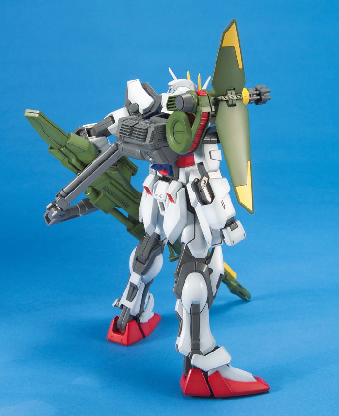 Gundam Seed MG Launcher/Sword Strike Gundam 1/100 Scale Model Kit