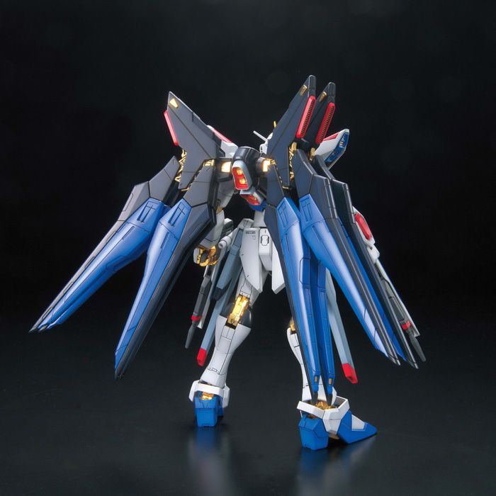 MG ZGMF-X20A Strike Freedom Gundam Full Burst Mode