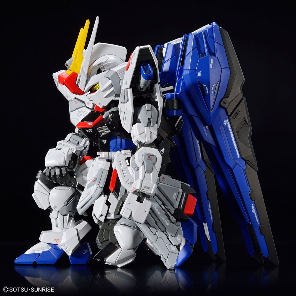 Gundam Seed - Freedom Gundam, Bandai Spirits Master Grade SD Model Kit